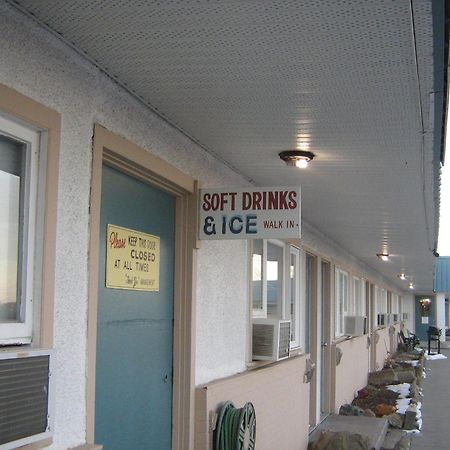 Parkway Motel & European Lodges ピンチャー・クリーク エクステリア 写真