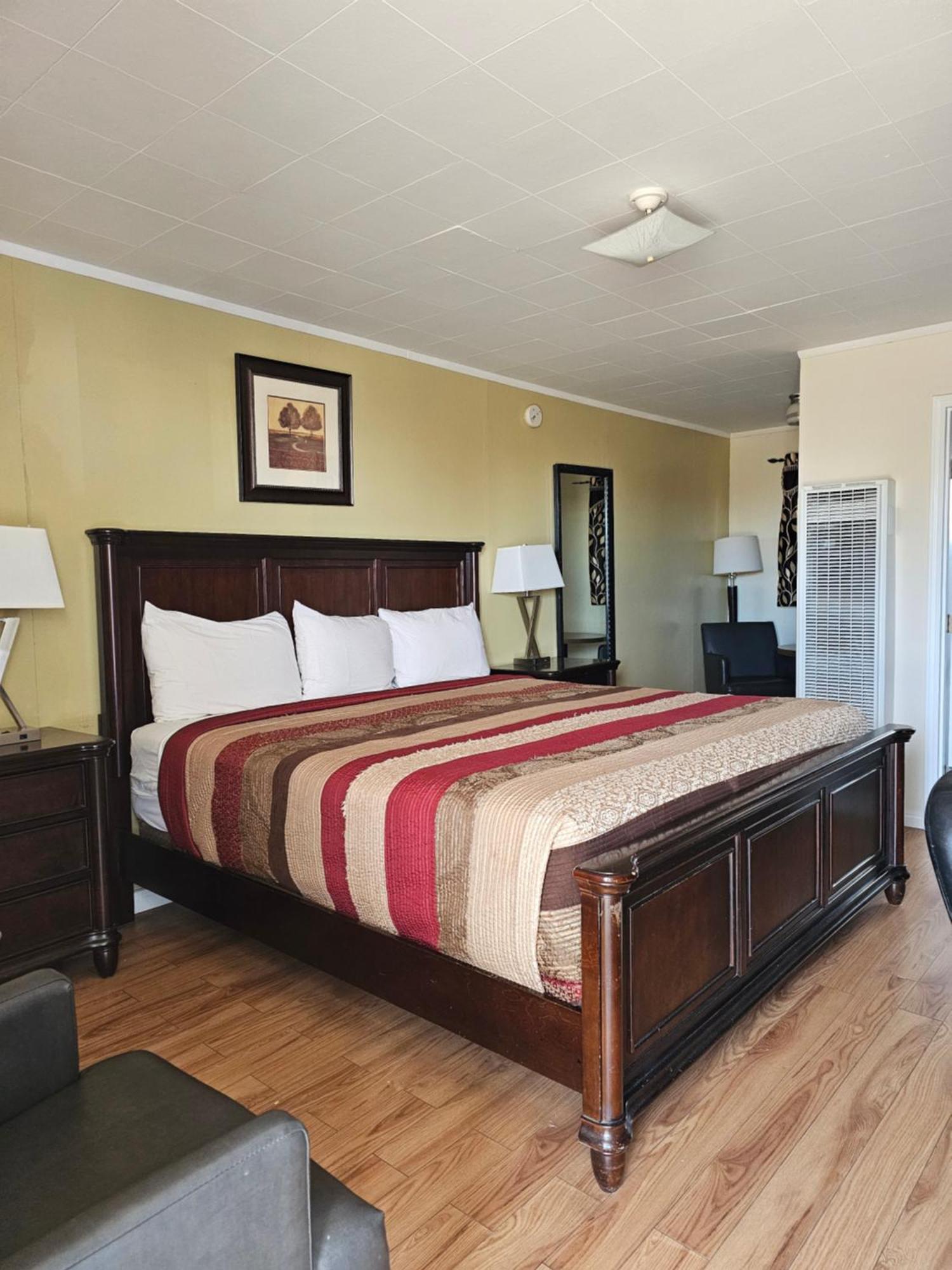 Parkway Motel & European Lodges ピンチャー・クリーク エクステリア 写真